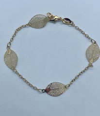 Single Strand Leaf Bracelet