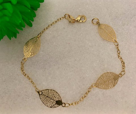 Single Strand Leaf Bracelet